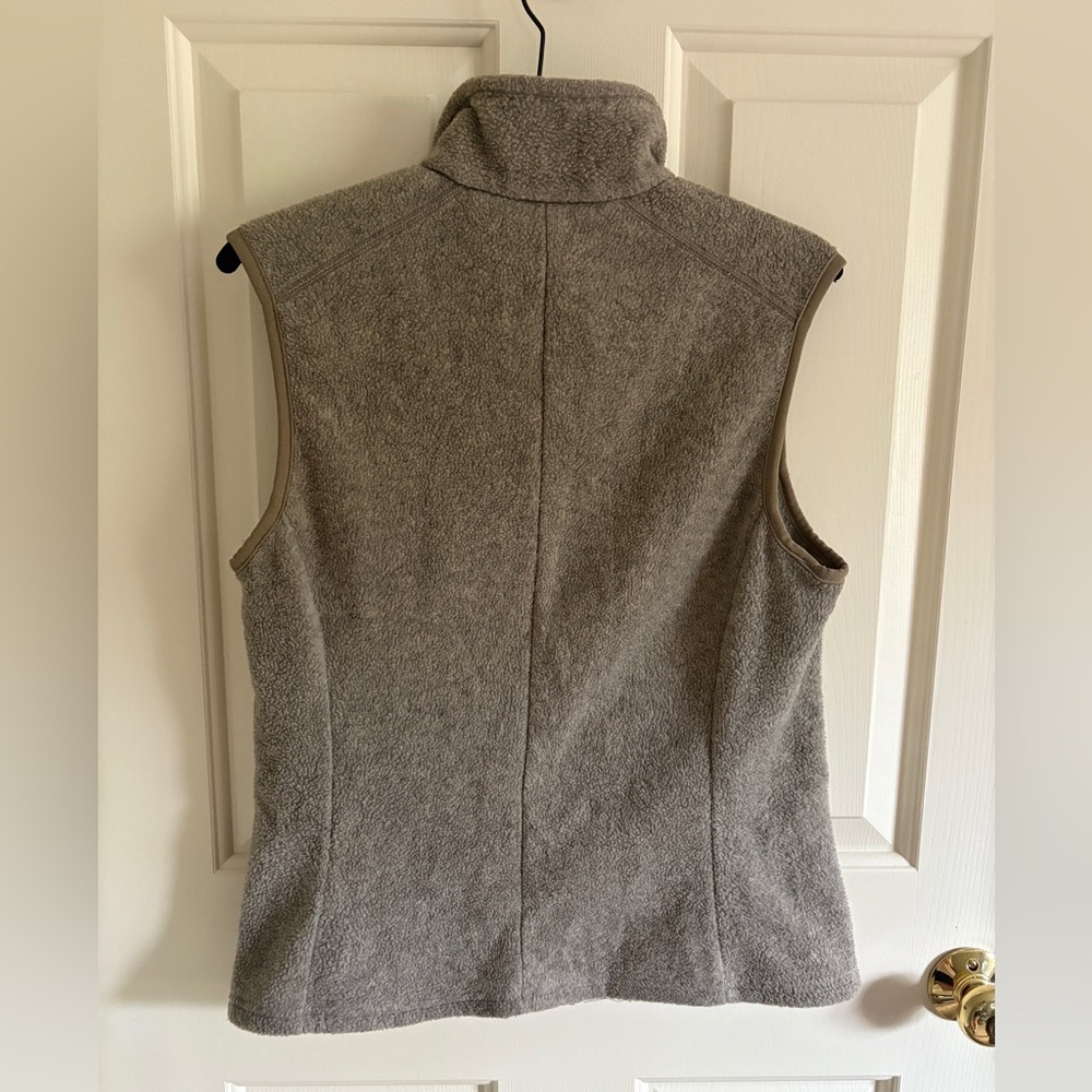 Patagonia Vest - Picture 2 of 3